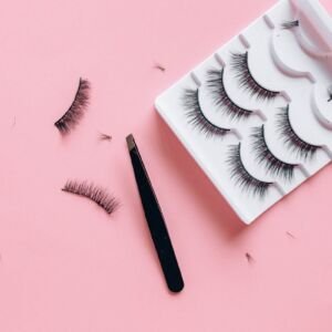 FeatherTouch Strip Lash — Natural (12mm)